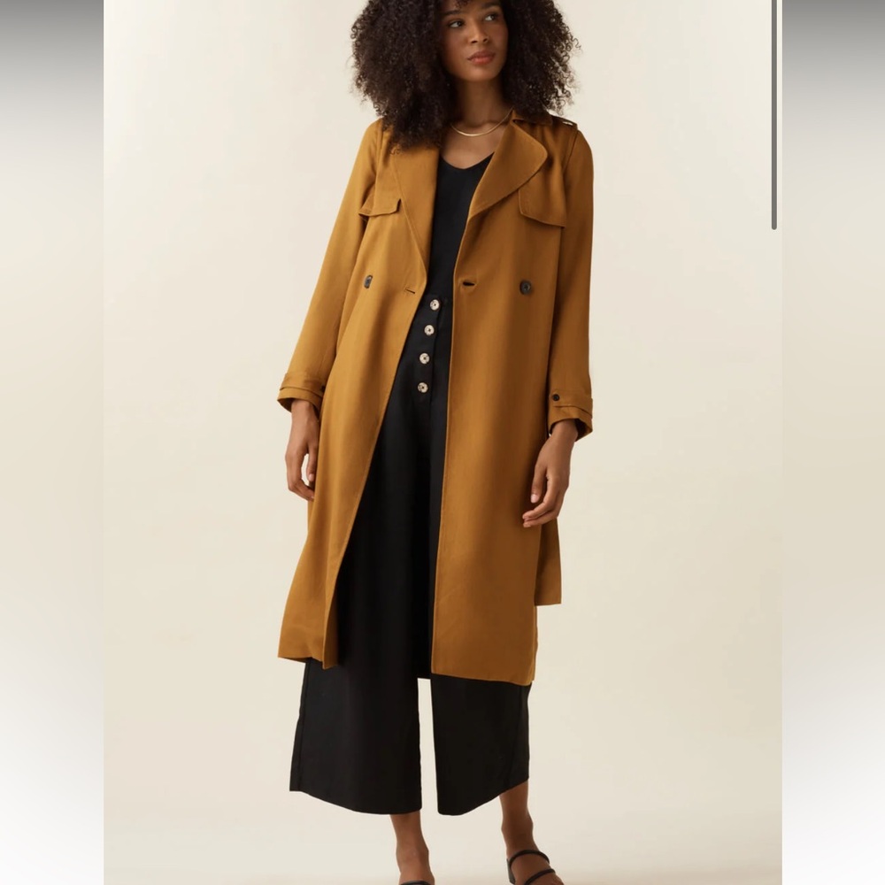 COPY - Vetta, Convertible Trenchcoat